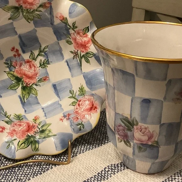 Vintage “ND Exclusive” Hand Painted Scalloped Edge Floral Ceramic Dish/Bowl - Picture 14 of 14